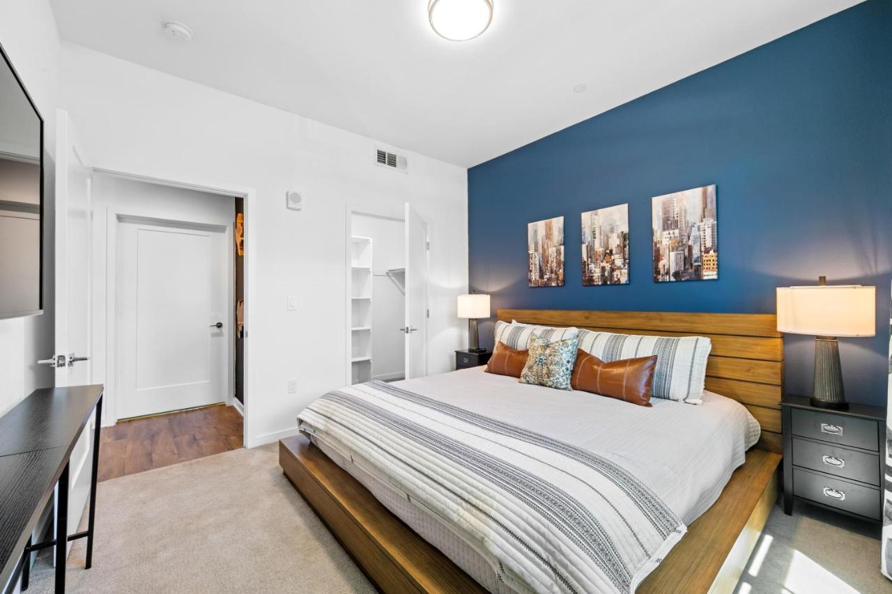 Beverly Grove Chic City Oasis 2 Bedroom Apt With Den 138 Los Angeles Eksteriør billede