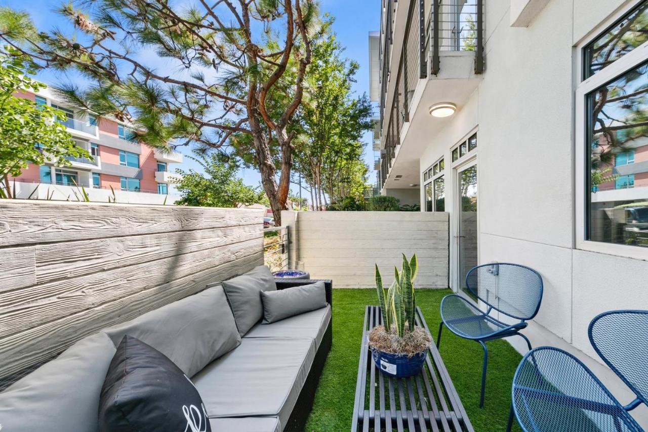 Beverly Grove Chic City Oasis 2 Bedroom Apt With Den 138 Los Angeles Eksteriør billede