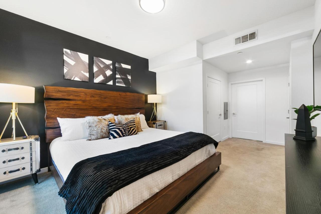 Beverly Grove Chic City Oasis 2 Bedroom Apt With Den 138 Los Angeles Eksteriør billede