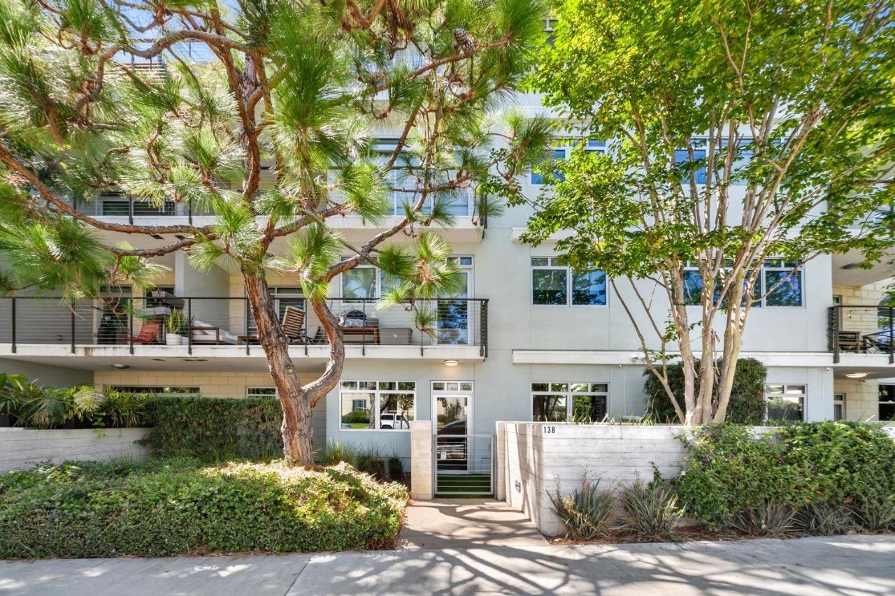 Beverly Grove Chic City Oasis 2 Bedroom Apt With Den 138 Los Angeles Eksteriør billede