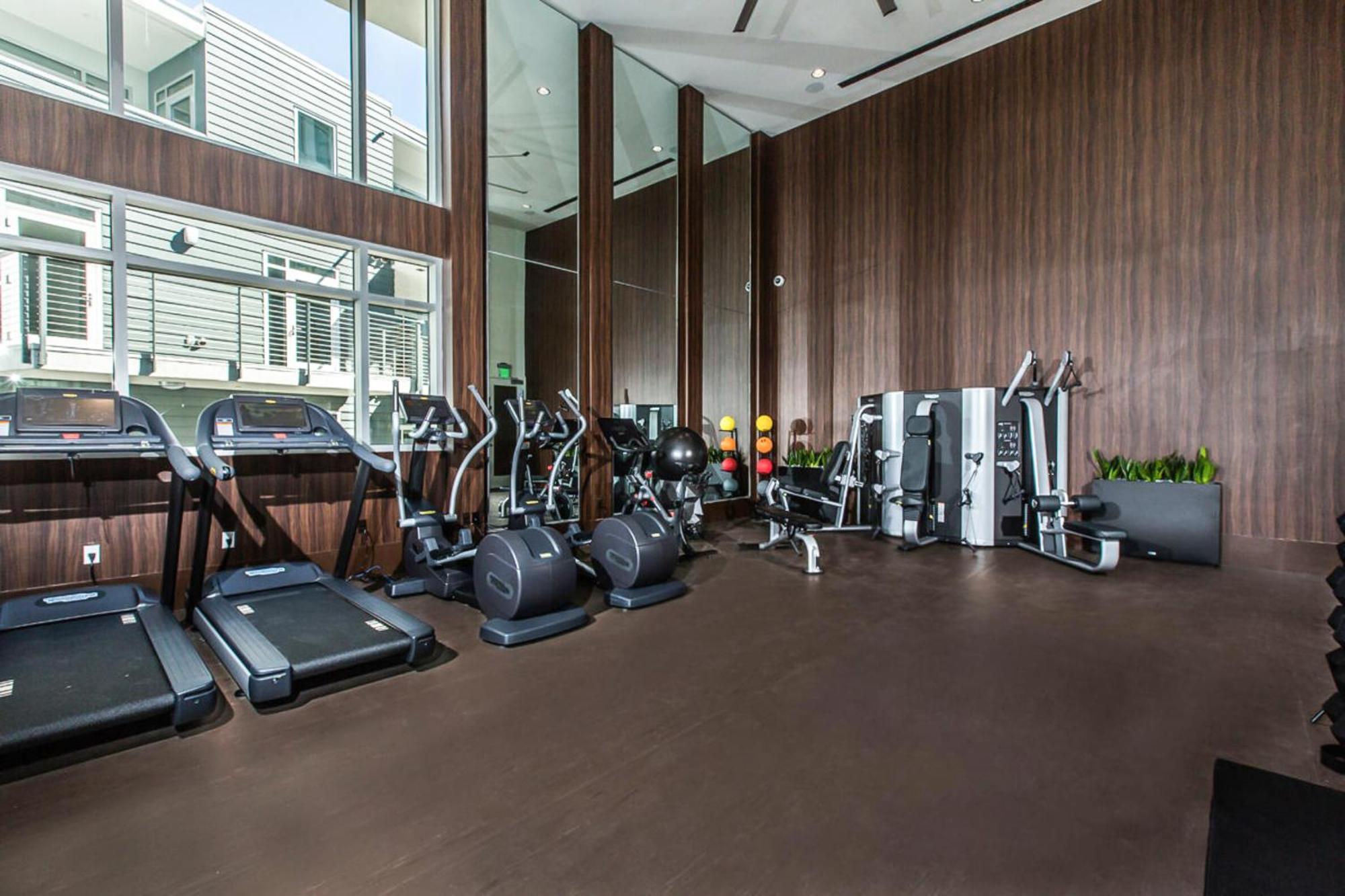 Beverly Grove Chic City Oasis 2 Bedroom Apt With Den 138 Los Angeles Eksteriør billede